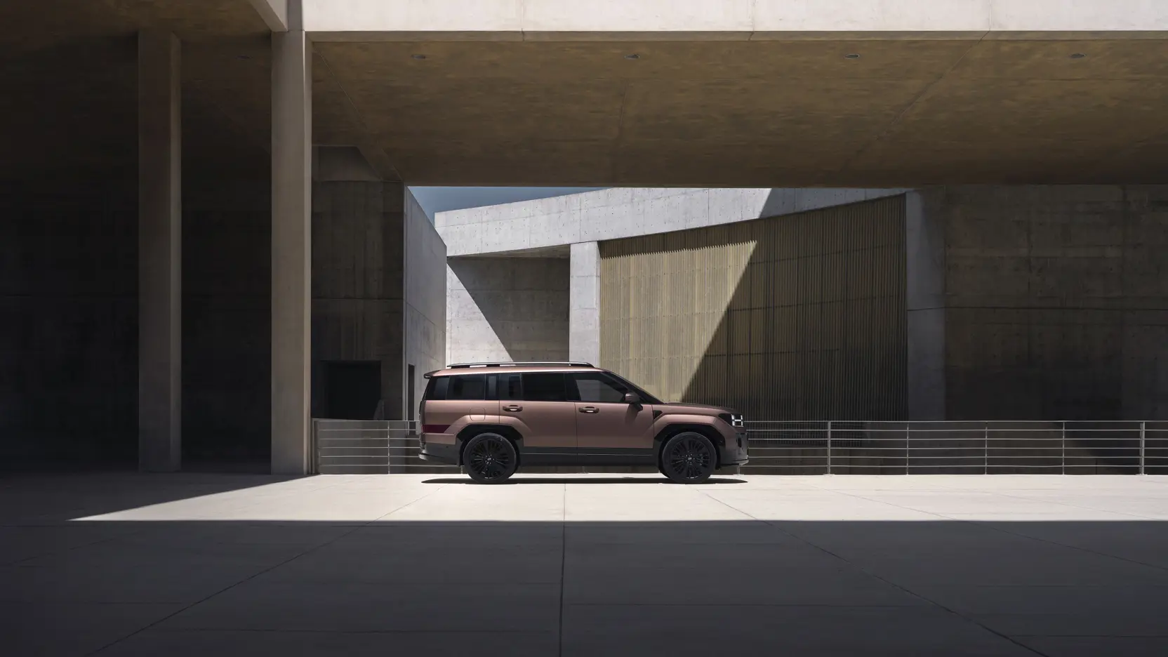 Hyundai Santafe Exterior 2023 PHEV KV SIDE STILL